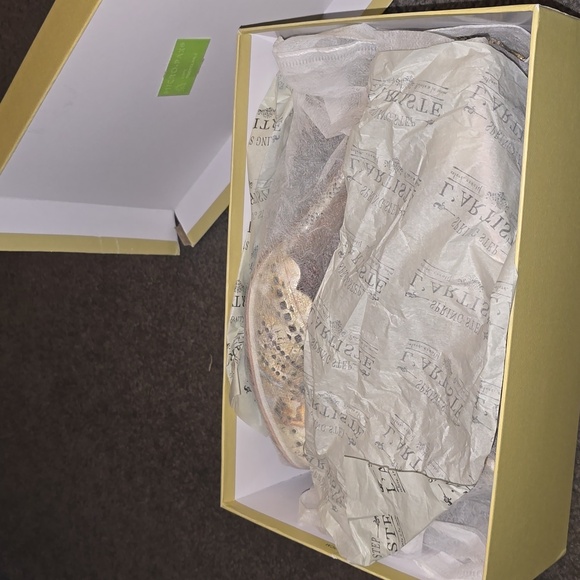 L'Artiste Valles Luxe Pump, Multi-Beige - Picture 9 of 9